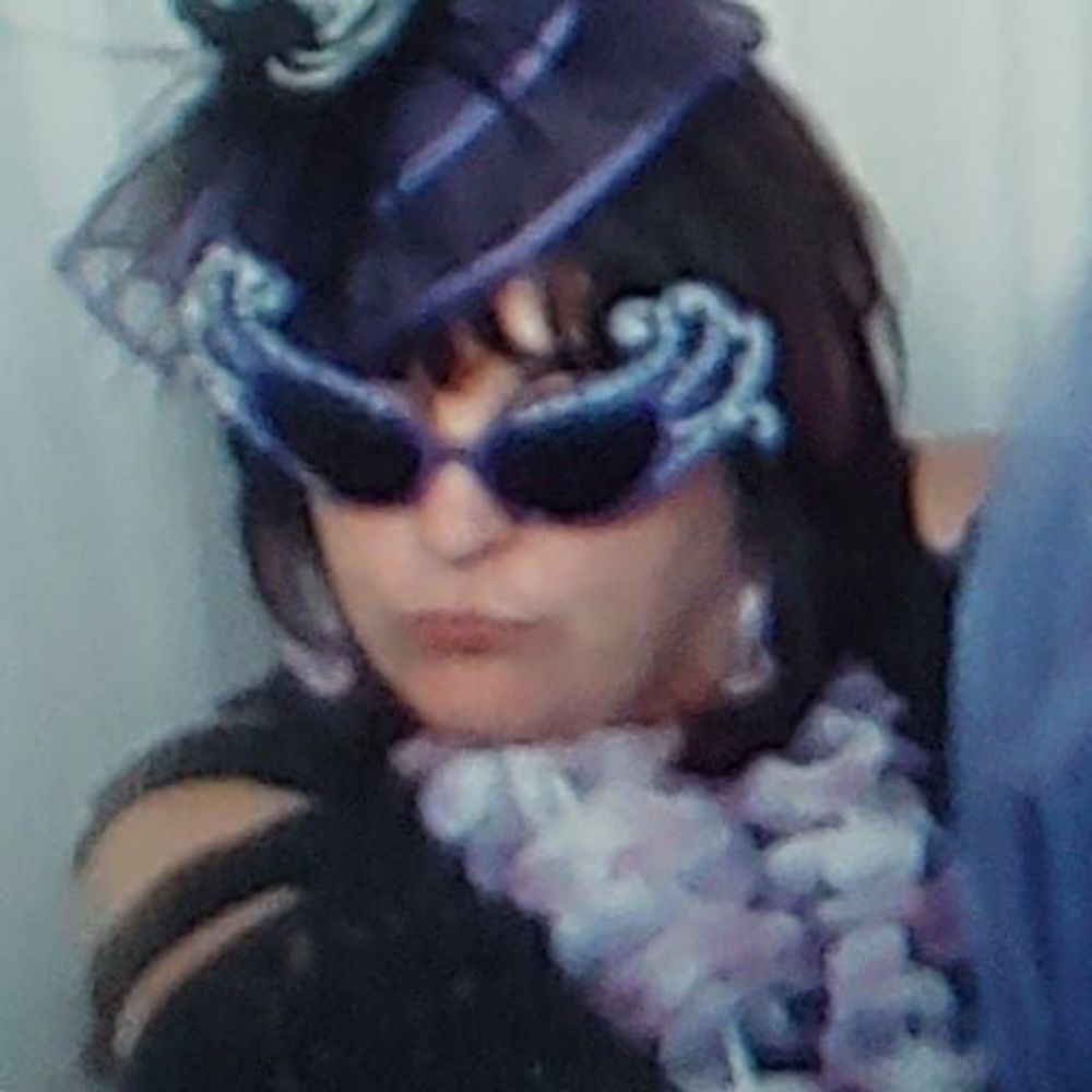 Meet your Posher, Michele